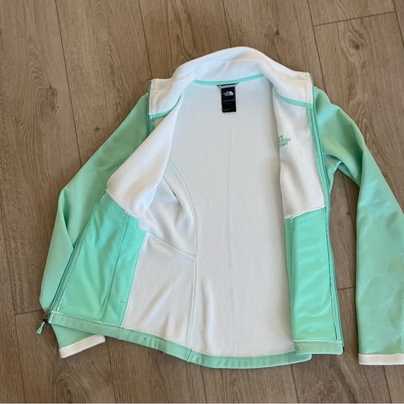 The North Face Jacket - Picture 5 of 6